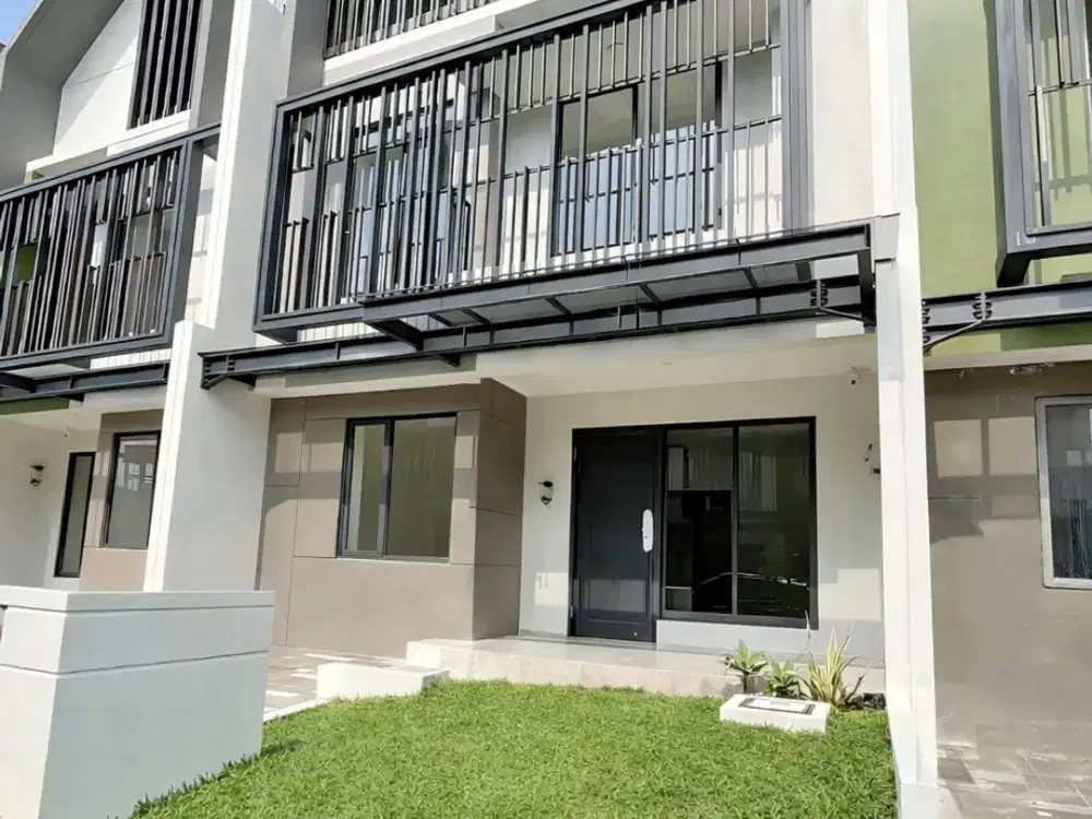 Rumah Attic 3 Lantai  Siap Huni Cluster Leonora di Kawasan Symphonia Gading Serpong