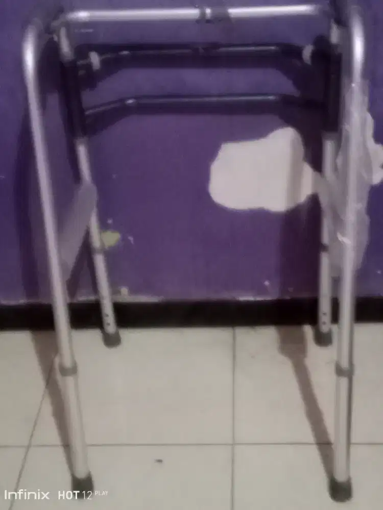 WALKER LANSIA BARU