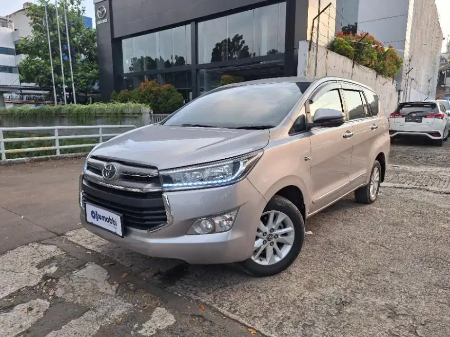 DP MURAH Toyota Kijang Innova 2.0 G Bensin-AT 2018 Abu-Abu CUKJB