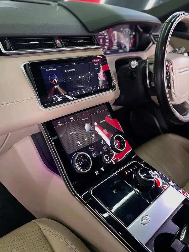 Land Rover Range Rover Velar 2.0 P250 R-Dynamic S NIK 2017