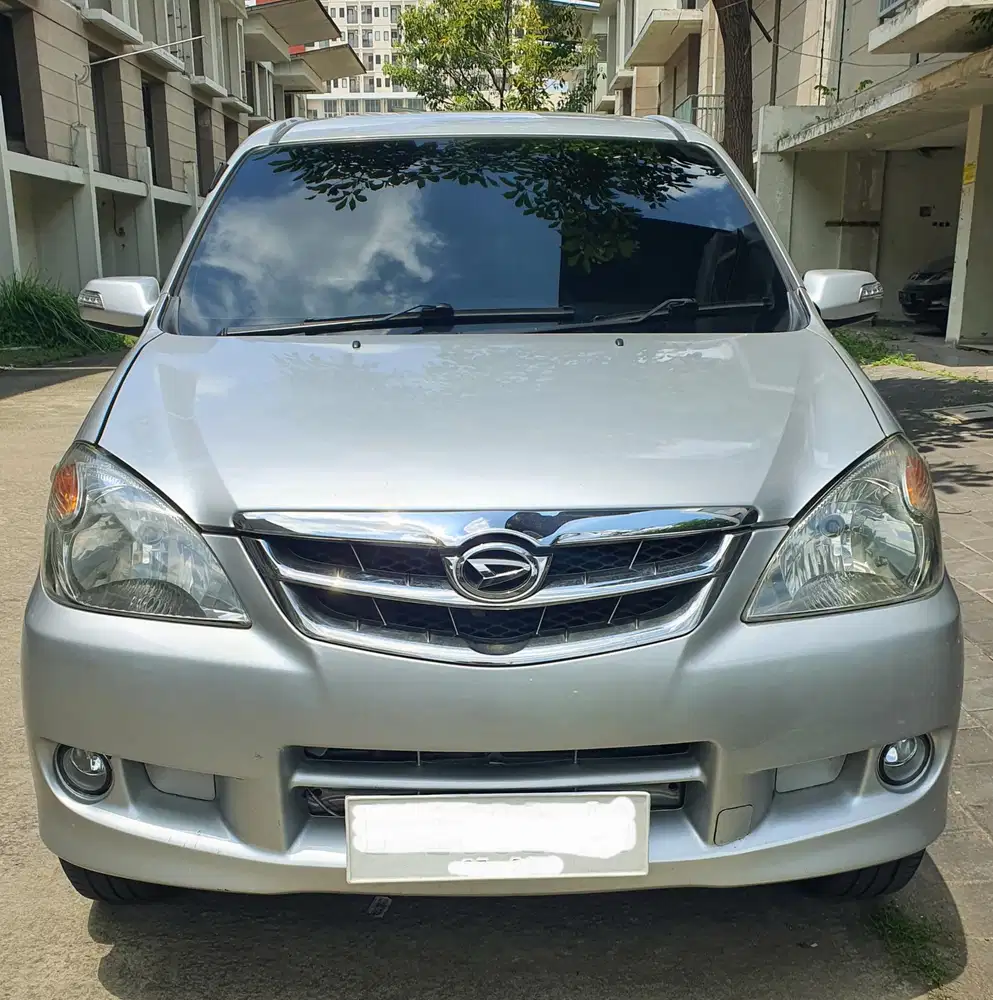 Daihatsu Xenia 2011 Bensin