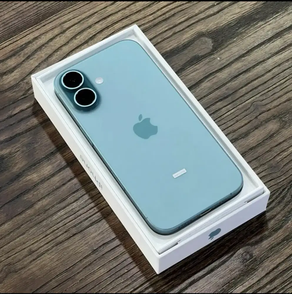 Iphone 16 128GB Teal Garansi Resmi IBox Aktif Sampai 16 April 2026