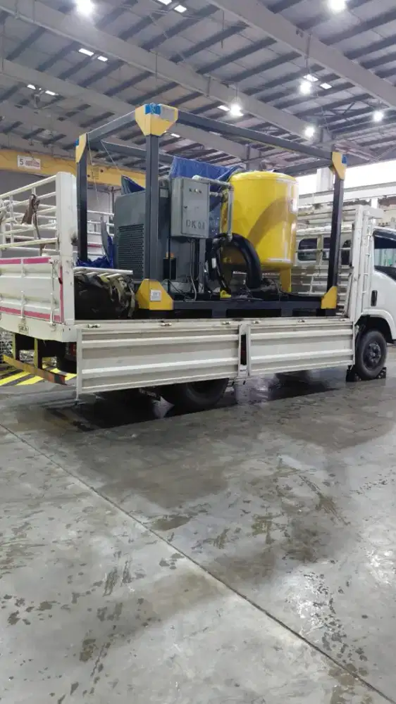 Sewa Truk CDDd 3way Surabaya - Jakarta Terpercaya