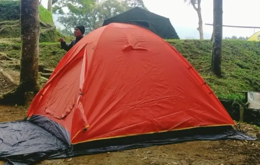 Tenda dhaulagiri dh-845 kapasitas 4-5 orang
