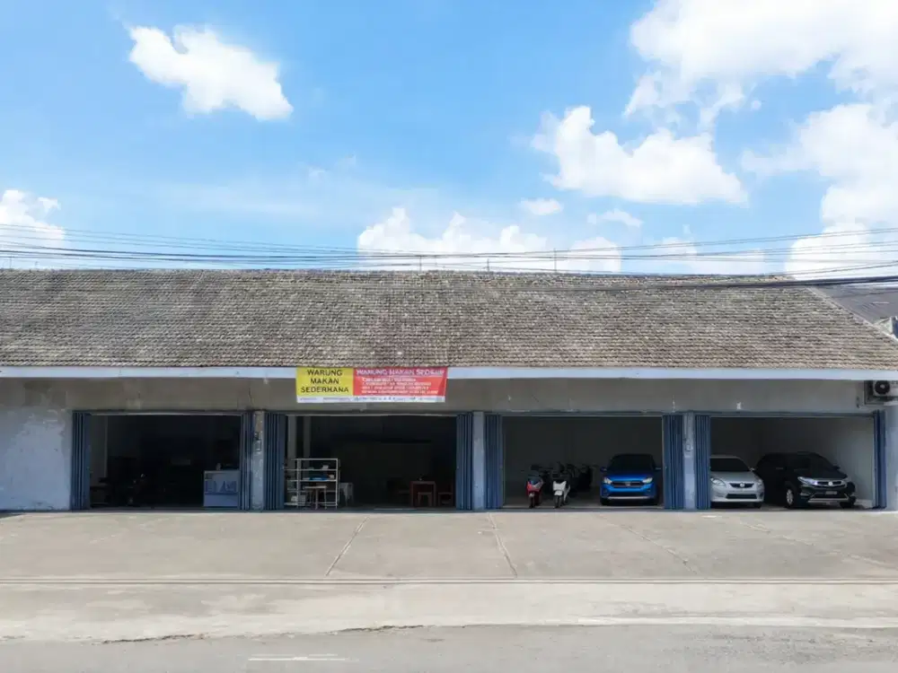 Ruang Usaha Strategis di Pusat Oleh-Oleh Jogja di jalan solo km.11