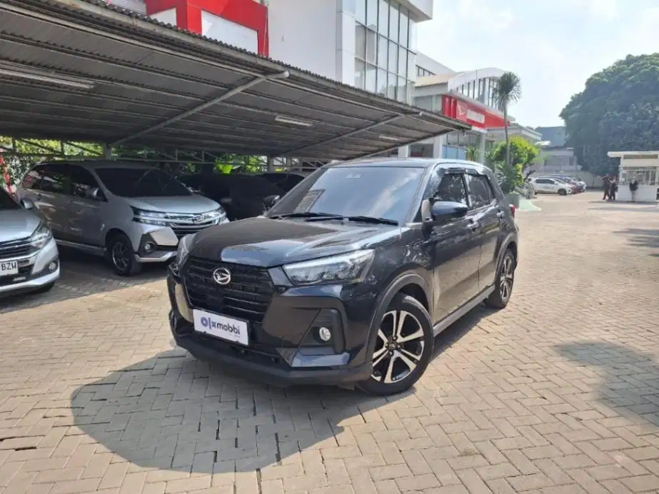 Garansi Mesin 1th Daihatsu Rocky 1.0 R ADS Bensin-MT Hitam 2021