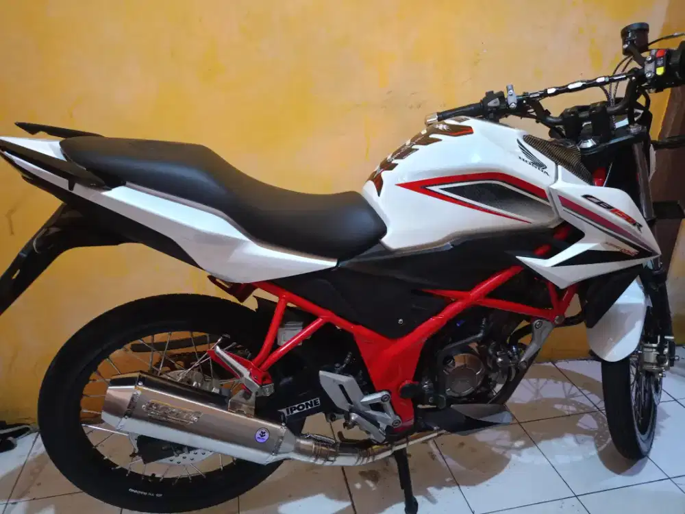 Dijual CB150R 2016
