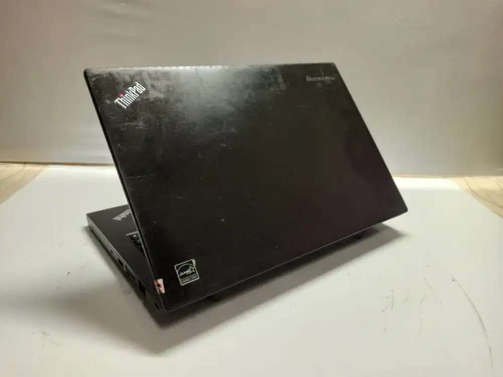 Laptop kantoran /kuliahan.. Lenovo Thinkpad X250 i5 Gen4 /8GB /256 gb