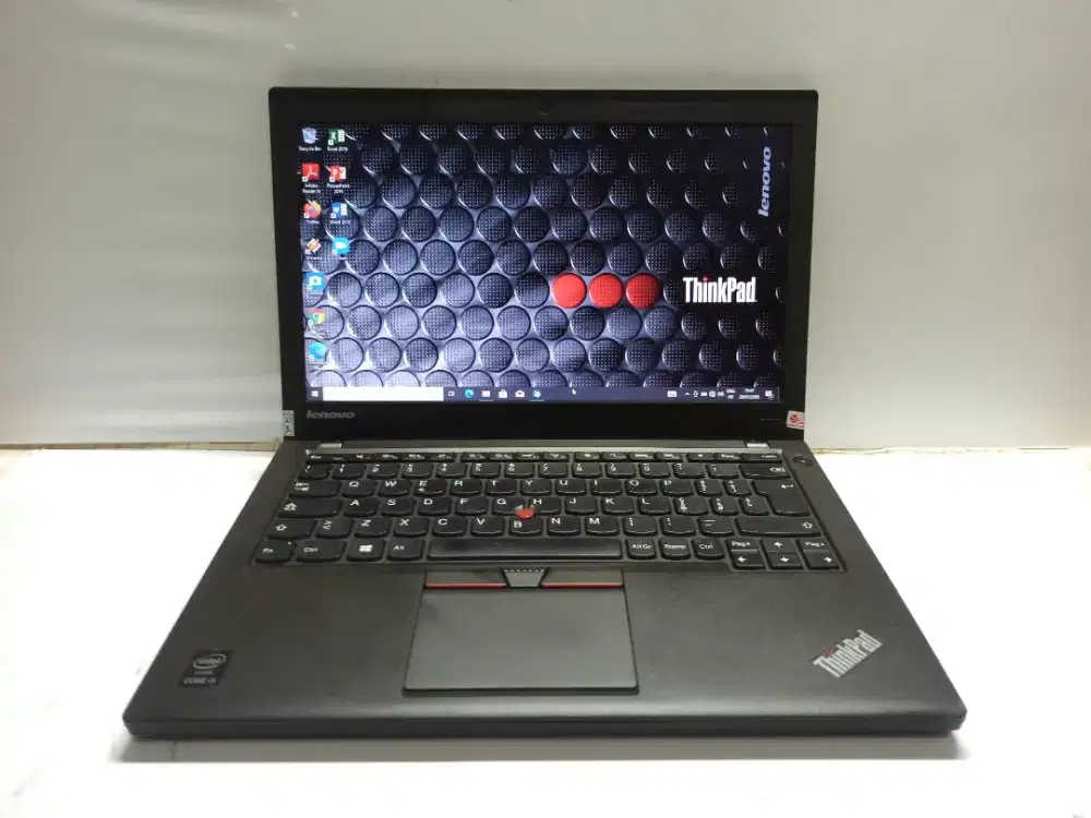 Laptop pekerja /mahasiswa.. Lenovo Thinkpad X250 i5 Gen4 /8GB /256 GB