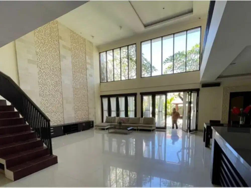 JUAL VILLA MEWAH RENON