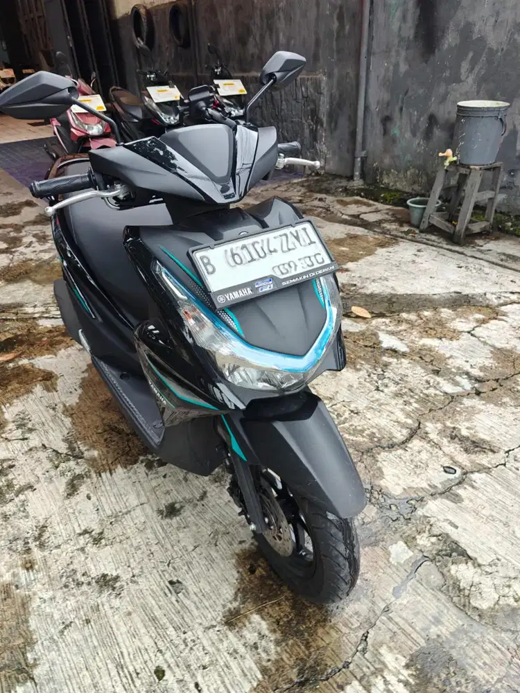 Freego conn 2025 km 2rb dp 1jt zyi dka