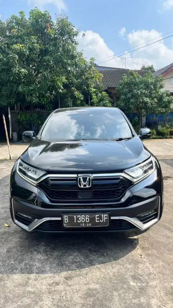Dijual mobil Honda Crv Turbo Prestige kesayangan