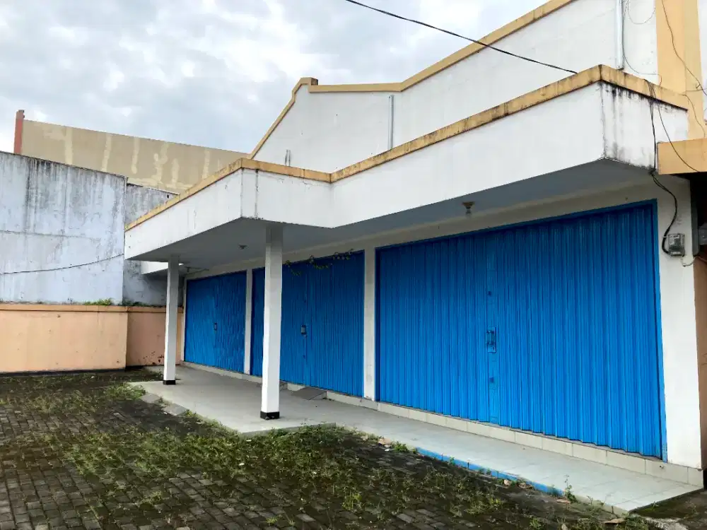 DI SEWAKAN / DIKONTRAKAN RUKO cocok untuk usaha ataupun OFFICE