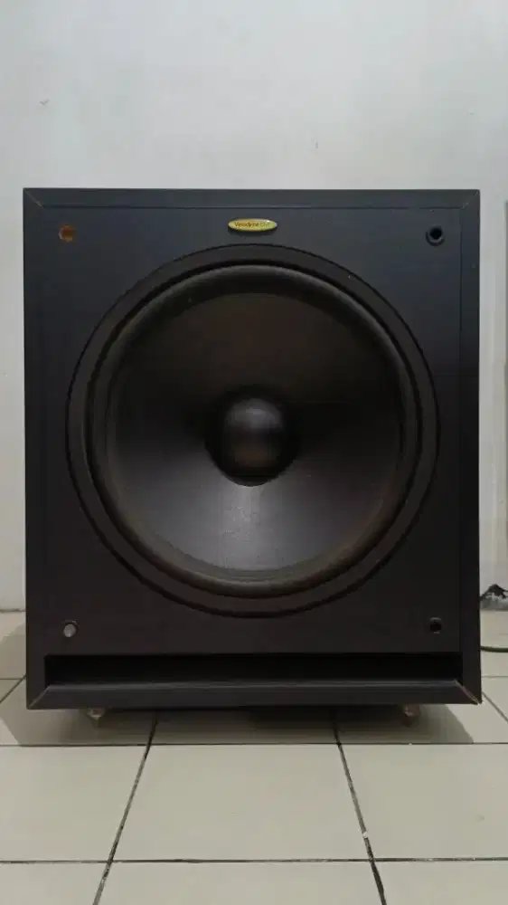 Subwoofer Velodyne CHT 15E 15 inch