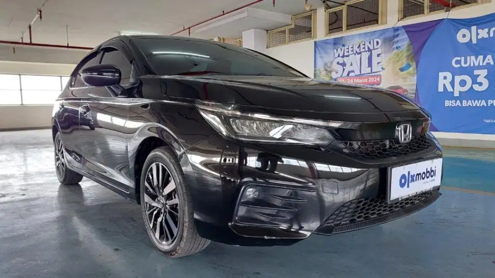 TDP 10JT,  Honda City 1.5 Hatchback RS Bensin-AT Hitam 2021