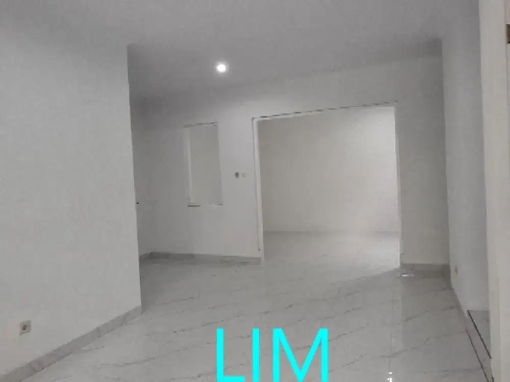 RUMAH BAGUS RANGKA BAJA RINGAN LT 120 SIAPHUNI KOTA WISATA CIBUBUR JAKARTA TIMUR