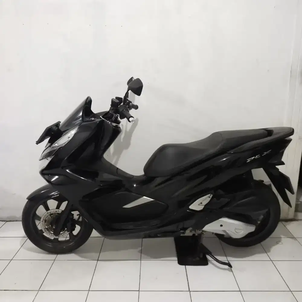 Honda PCX ABS 2018 Orisinil lengkap Bagus