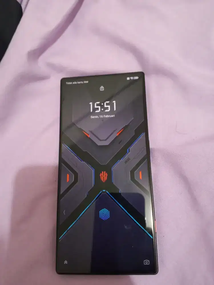 Redmagic 8s Pro midnight 12/256 Snapdragon 8 Gen 2