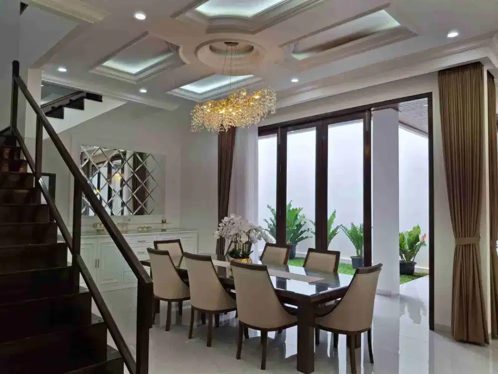 Dijual rumah mewah full furnish di boulevard citra grand (Bangunan baru)
SHM Dan PBG (on the hand)
Hadap timur