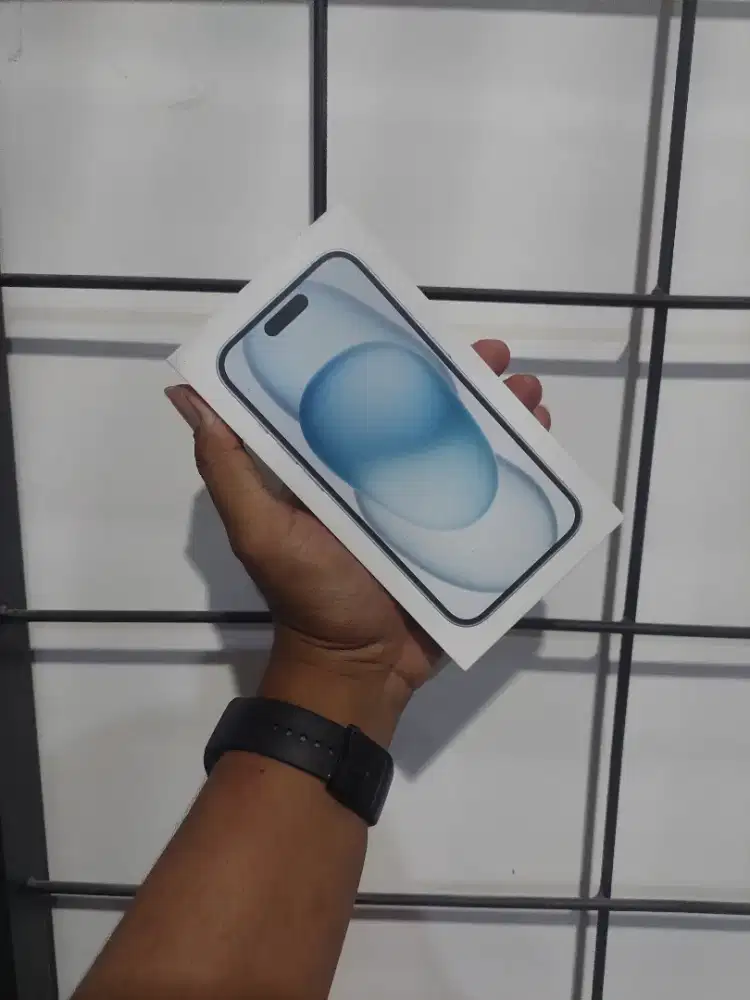 Iphone 15 128GB Blue GARANSI IBOX