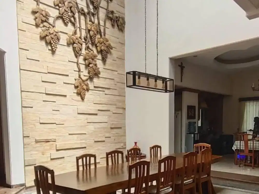 Full Furnish Rumah Graha Famili Luxury House For Rent