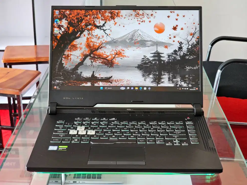 ASUS ROG G531GD intel Core i7 Gen 9 Ram 8 GB SSD 256 GB HDD 1 TB Nvidi