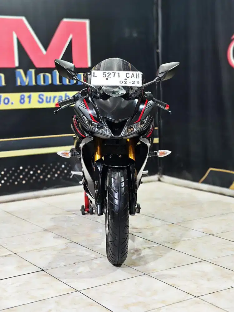 Yamaha All New R15 VVA V3 Reg 2019 hitam glossy siap angkut.