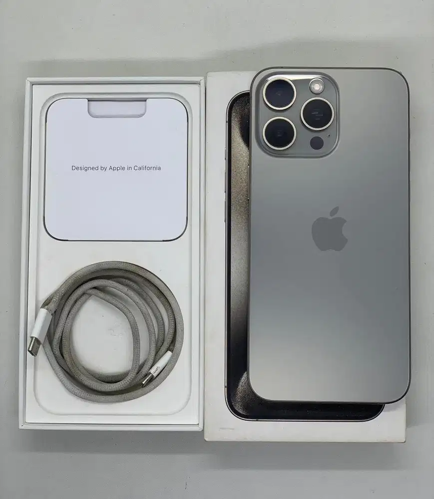 iPhone 15 Pro Max 256GB Resmi ex iBox Natural Titanium