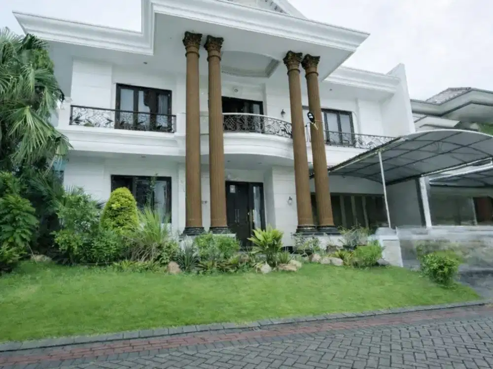 Dijual Rumah Mewah, Strategis Dekat Ptc Mall, Pakuwon Indah, Sby