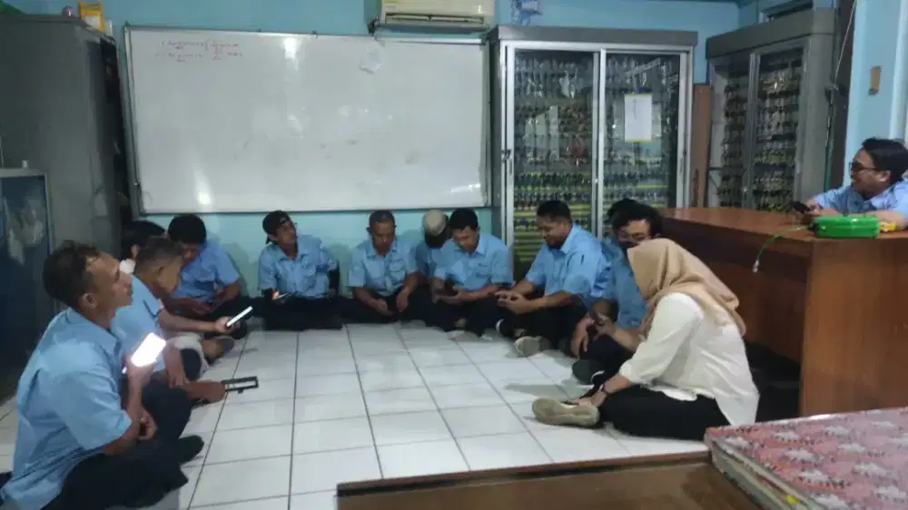 Lowongan driver bluebird pool pondok cabe