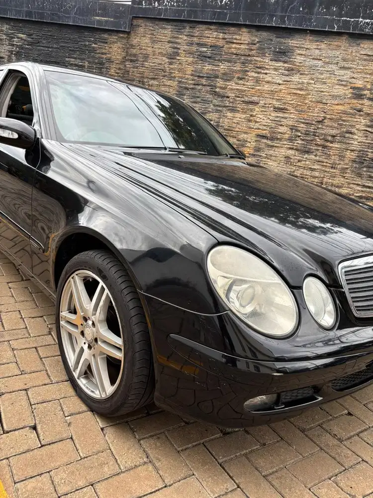 Mercedes-Benz C-Class 2005 Bensin