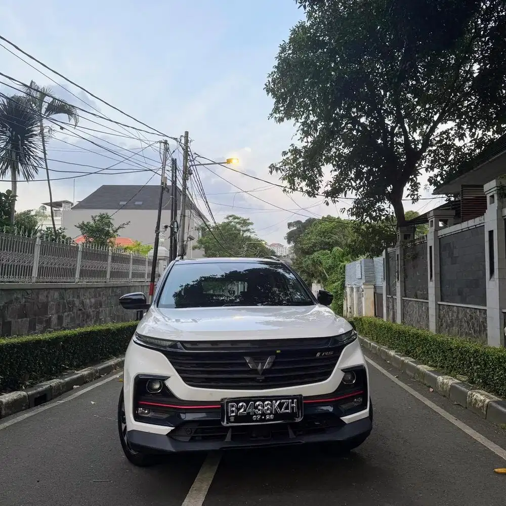 Wuling Almaz RS Pro 2021