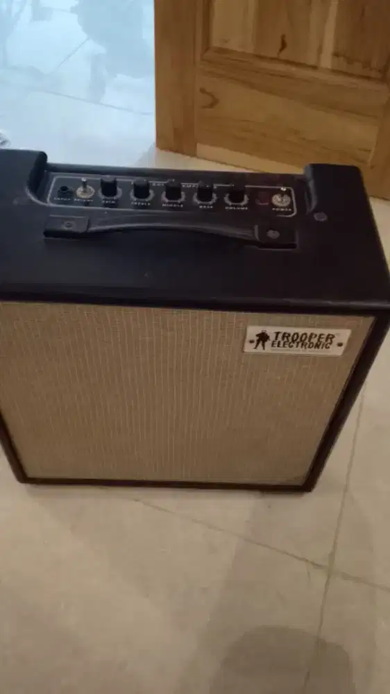 Ampli gitar trooper electric ss25 50watt 12 inch