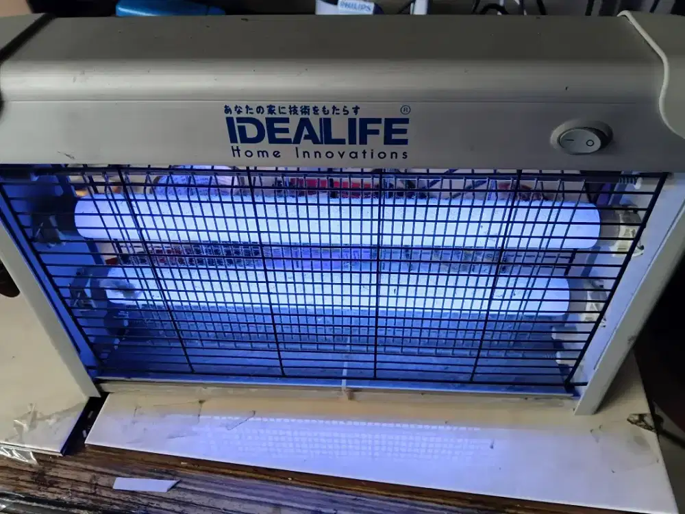 Lampu perangkap nyamuk idealife yomiko