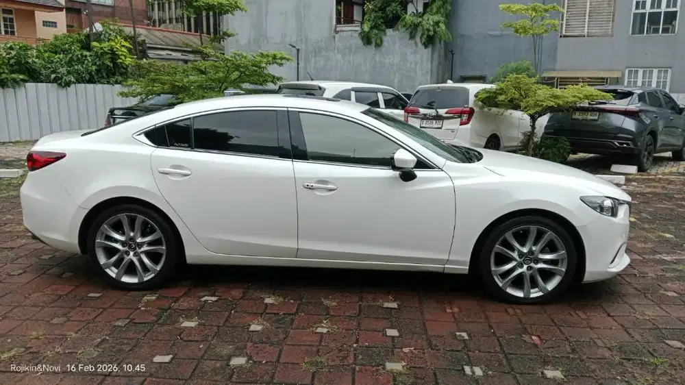 Madza 6 sedang 2.5L AT