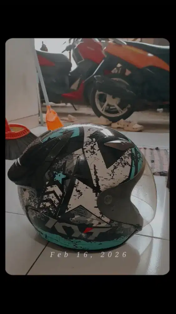 Jual helm kyt masih bagus