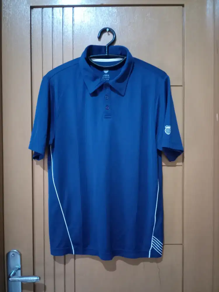 Kaos Kerah Olahraga Lengan Pendek K-Swiss Polo Shirt Biru Navy Size M