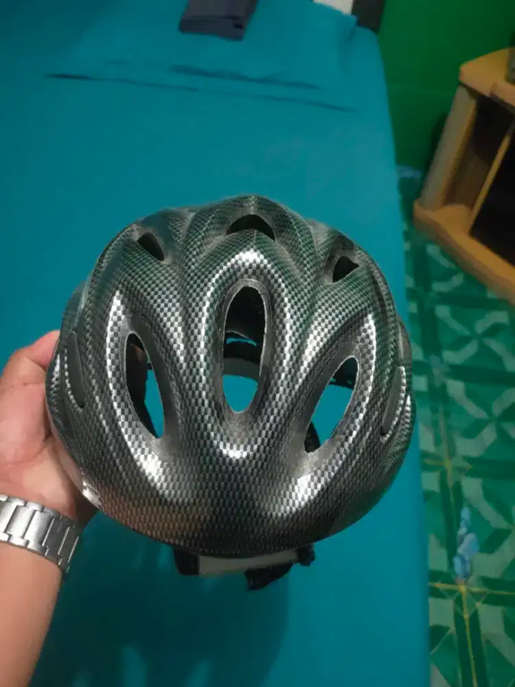 Jual helm sepeda hrg nego