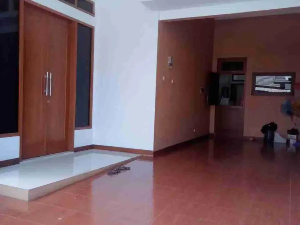 2LANTAI FULL FURNISH HARGA 68JT/THN NEGO SAMPING BORMA