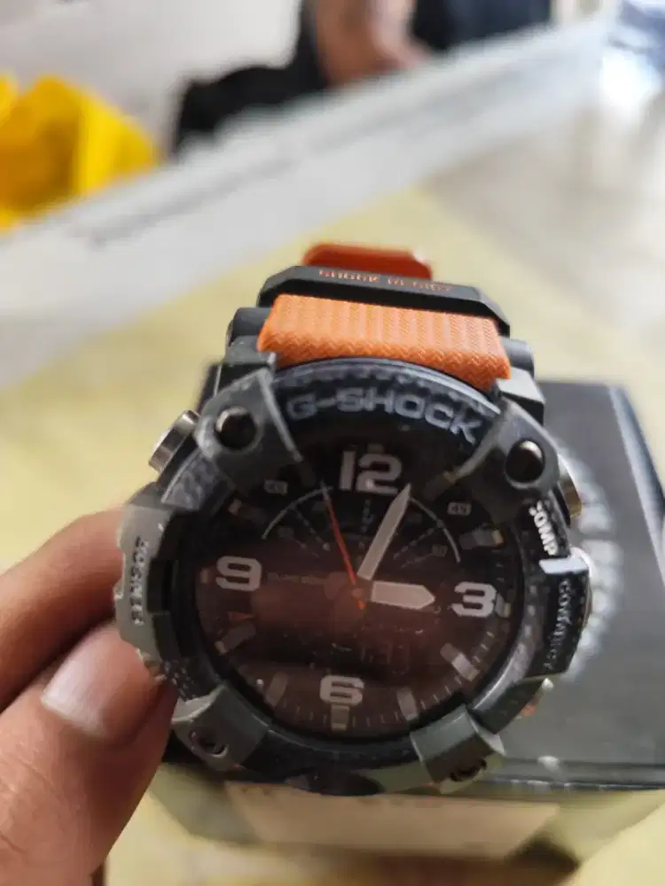 G-Shock Casio GG B100 istimewa