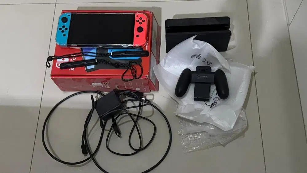 WTS Nintendo switch oled 256GB