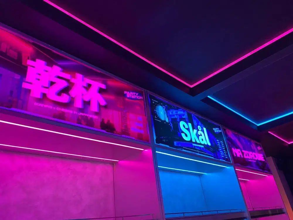 Admin finance advertising