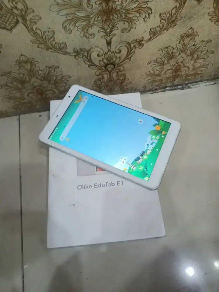 Olike edu tab e1 ram 3/32 minus camera ga bs SM dus saja