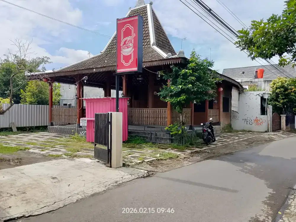 Tanah dan joglo dekat ke UMY gamping diarea lapangan kasihan Bantul