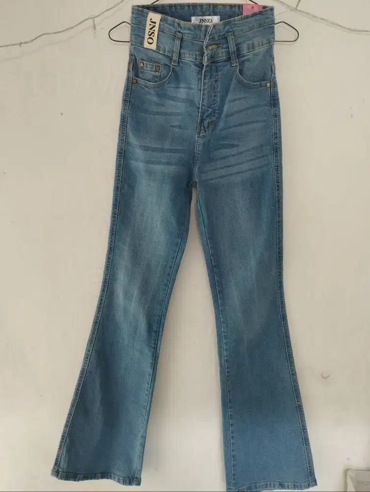 Jeans Jiniso Hangout (Cutbray) kode 610