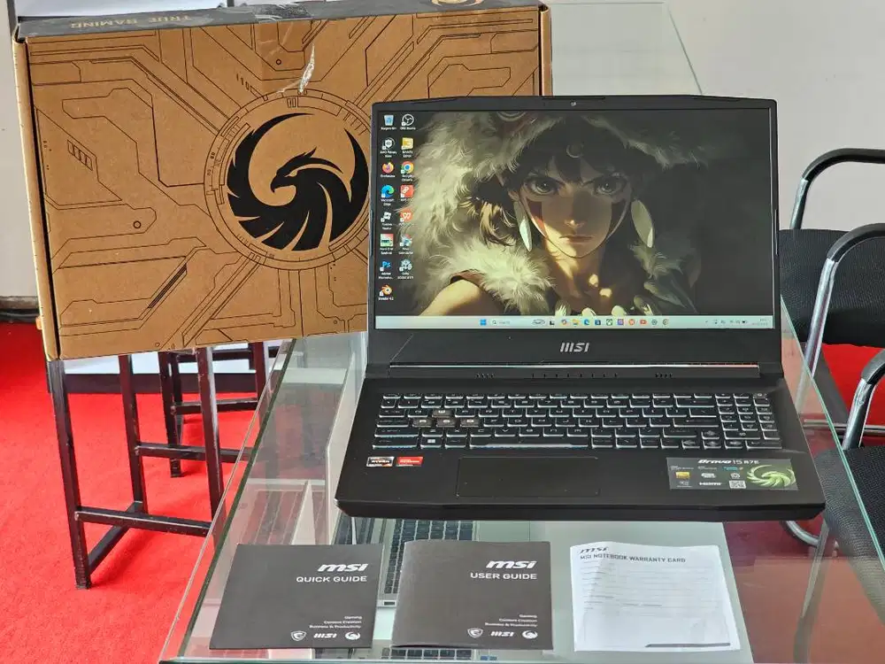 MSI Bravo 15 B7ED AMD Ryzen 5 7535HS Ram 16 GB SSD 512 GB AMD Radeon R