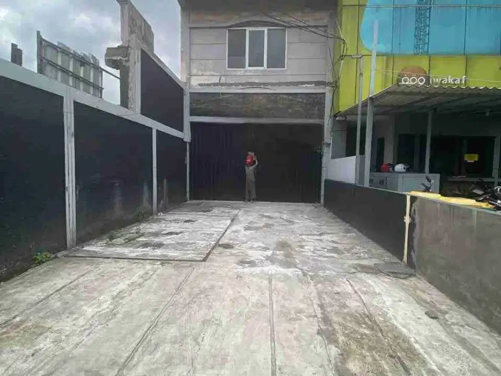 Ruko Hook Strategis Depan Jalan Utama Condet – Cocok F&B & Coffee Shop!