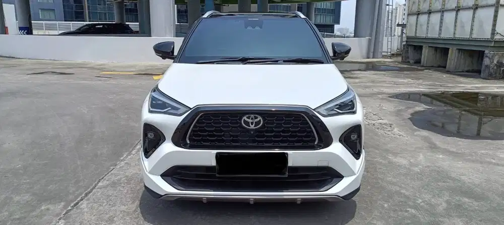 Yaris cross S GR tss 2023 Hybrid two tone 2023/toyota new yaris cross
