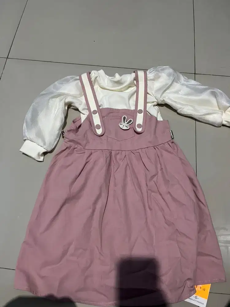 Baju anak perempuan