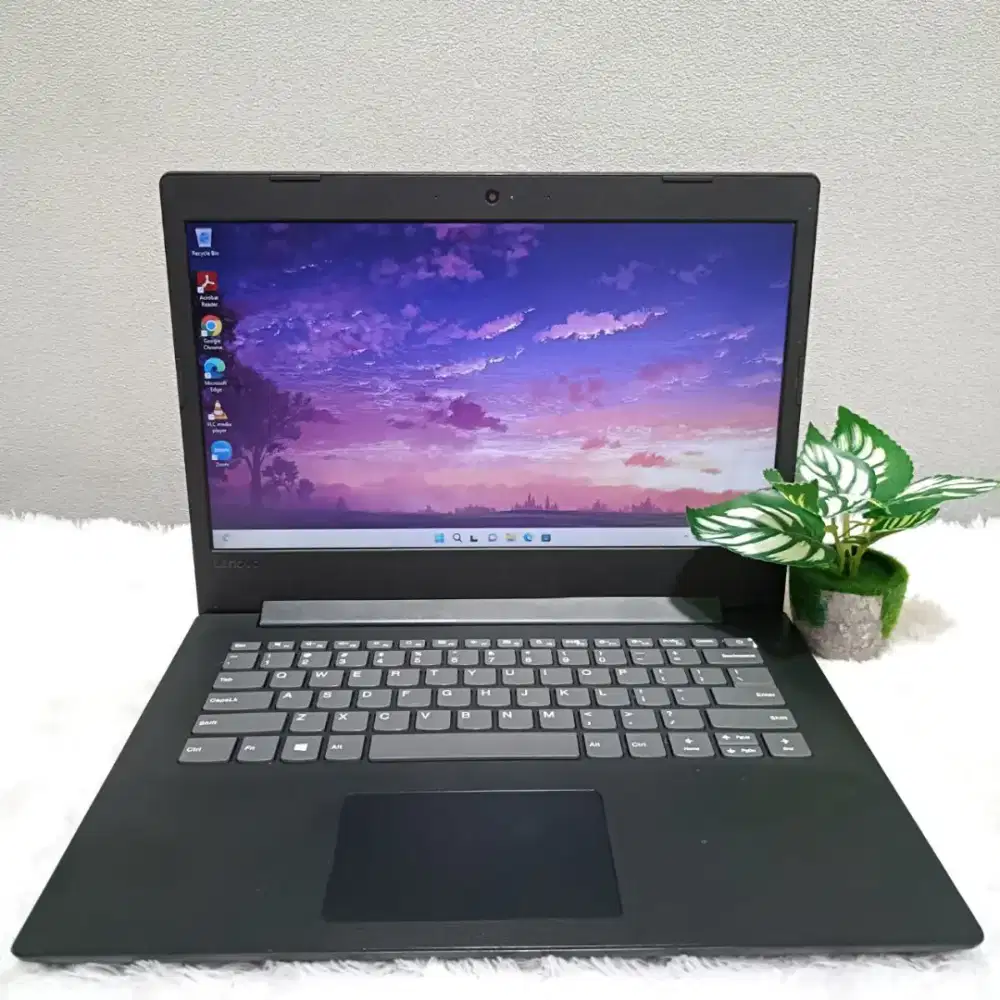 LENOVO IDEAPAD 130 INTEL CORE I3 7020U RAM 8GB SSD 256GB LAYAR 14.0